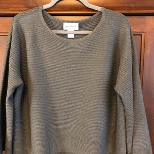Peck & Peck gray sweater. Sz M Excellent condition